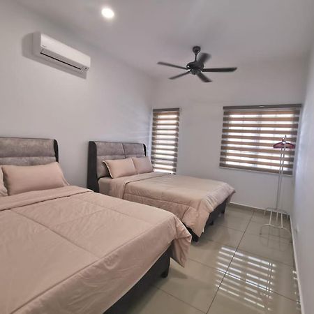 Port Dickson Batu 9 Home Stay Simpang Ampat  Esterno foto